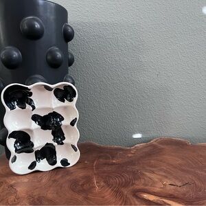 ✨SOLD✨
Cow print egg tray 🐮🥚